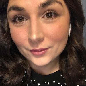 Meet your Posher, Carley